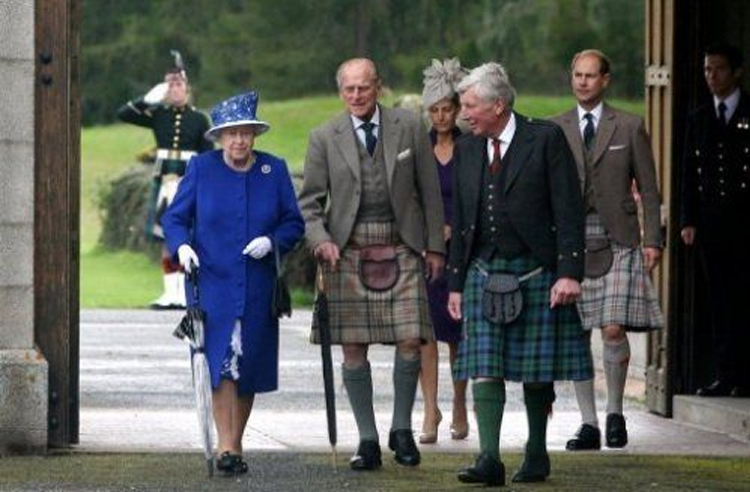 什么是苏格兰裙（苏格兰裙的起源和简史）