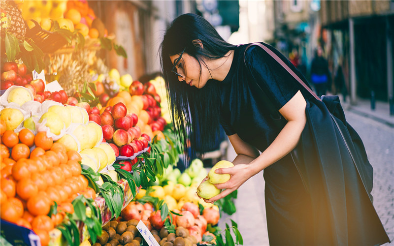 在县城开什么店比较有市场(县城做什么实体店赚钱)