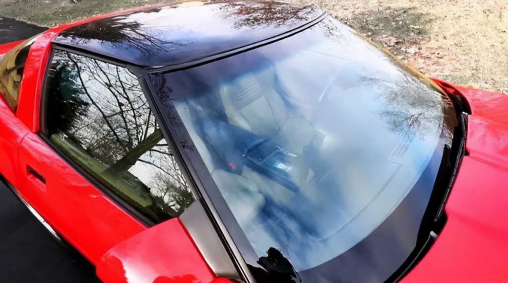 汽车玻璃划痕怎么修复_汽车玻璃划痕的修复技巧