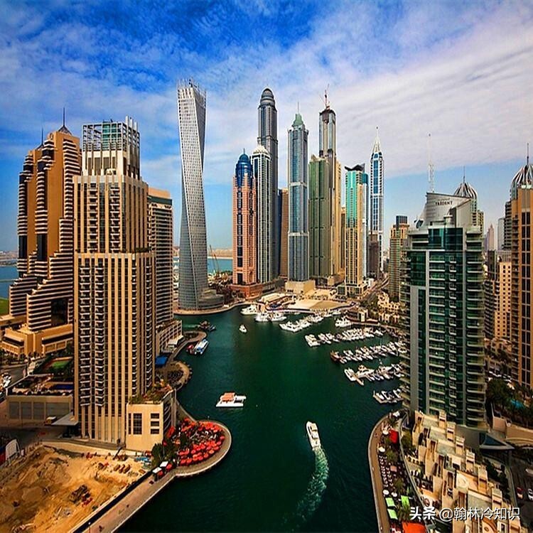 迪拜为什么那么有钱_迪拜的地理位置和发展