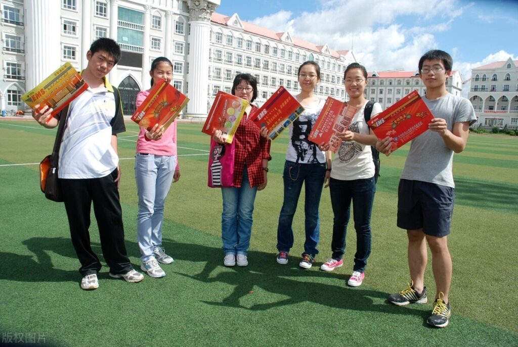 提前批和普通批有什么不一样_提前批和普通批的区别