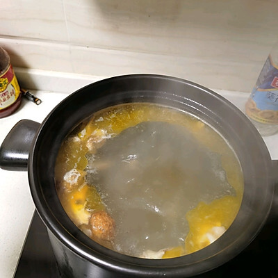 鸡汤怎么做好吃_简单又营养的家庭鸡汤教程