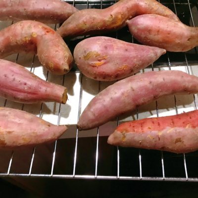 如何用烤箱烤红薯_用烤箱烤红薯的教程