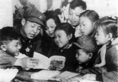 雷锋事迹有哪些_雷锋经典事迹故事详情