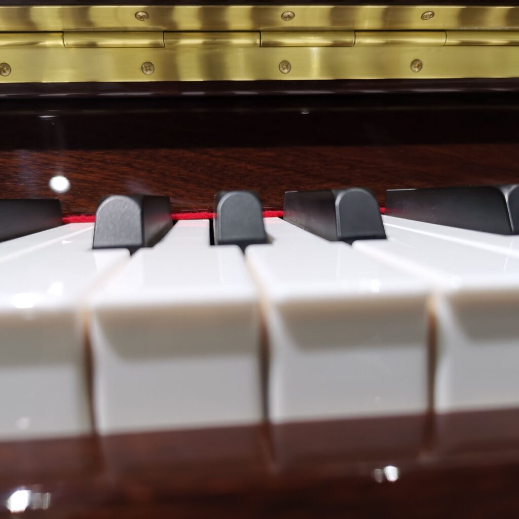 钢琴黑白键宽度是多少_钢琴黑白键的规格