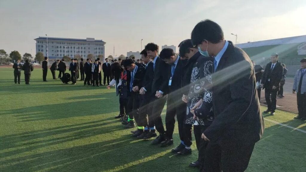 学生自我介绍结尾金句少(自我介绍 结束语)