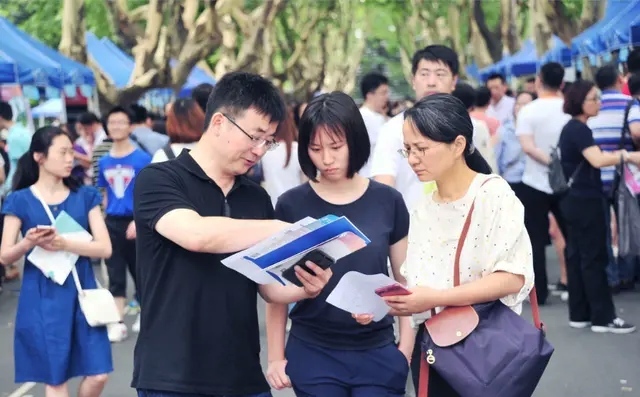 未来比较热门的专业(未来大学热门专业排行榜)