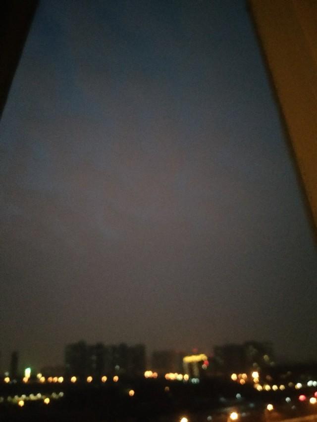 地震光是什么_地震光的科学解释