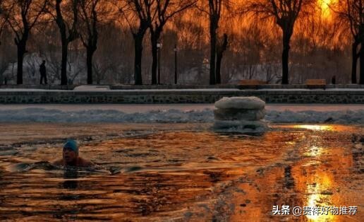 冬泳对身体有什么好处与坏处_冬泳的利弊