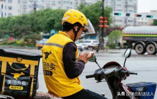 大学城里面做什么生意赚钱(大学城做生意)