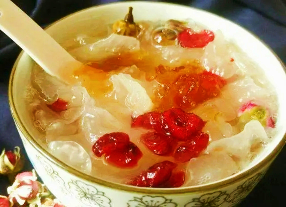 银耳怎么煮才会粘稠_软糯香甜的银耳做法教程