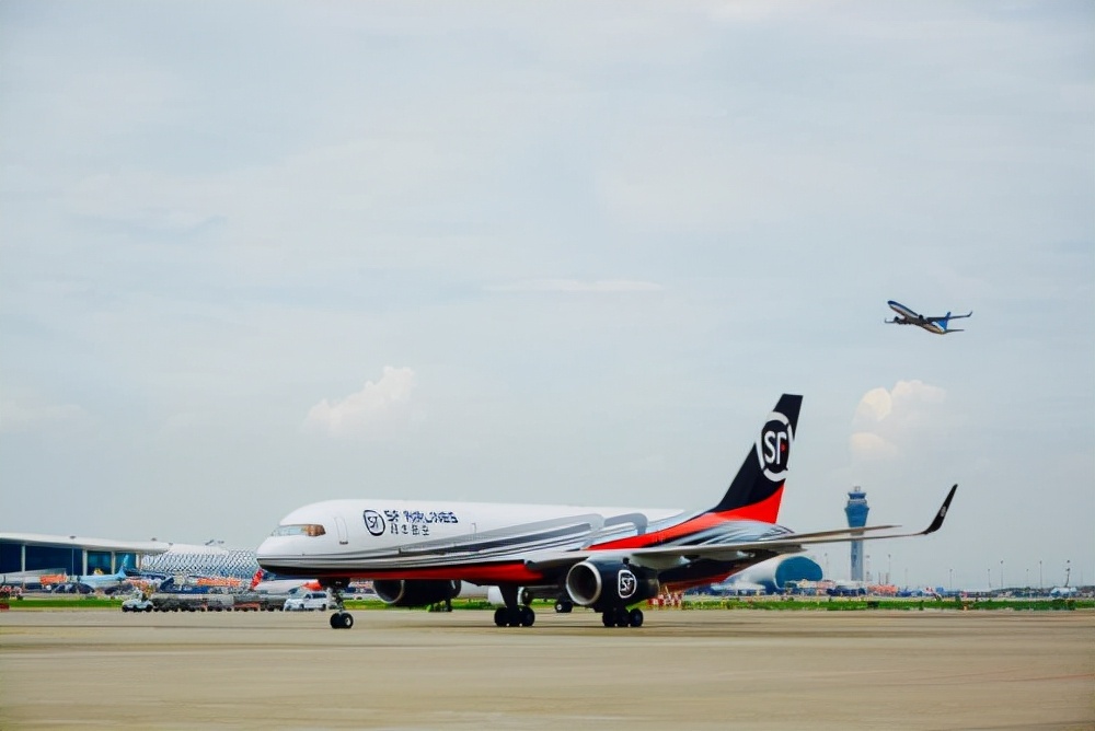 顺丰快递怎么看是不是空运件(顺丰航空件跨省多久能到)