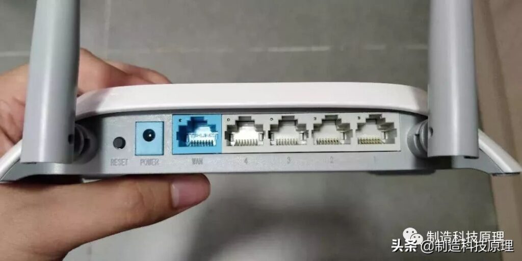 如何进入路由器设置界面_路由器设置操作流程