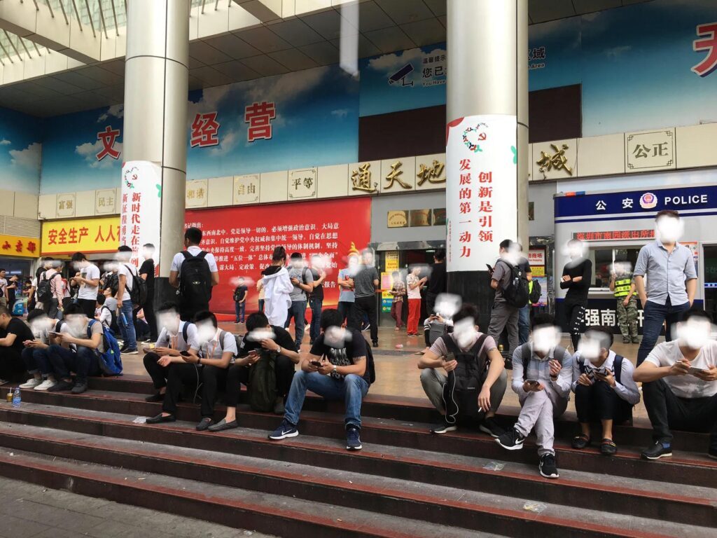 华强北的手机在哪里可以买(哪里能买华强北的手机)