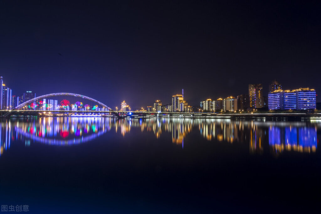 李子柒取景地在哪李子柒拍摄地是她家吗院子全景图...