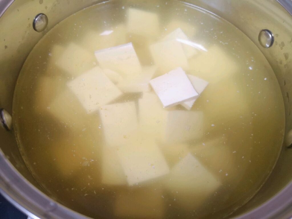 菠菜豆腐汤_菠菜豆腐汤的做法步骤