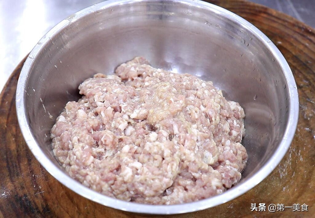 肉圆子怎么做_肉圆子的正宗做法