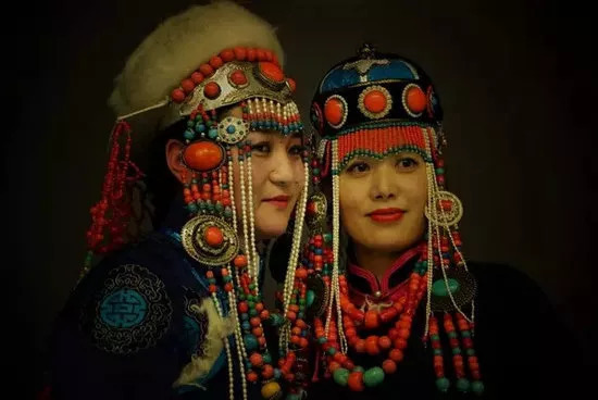 蒙古族的习俗有哪些_蒙古族的风俗习惯