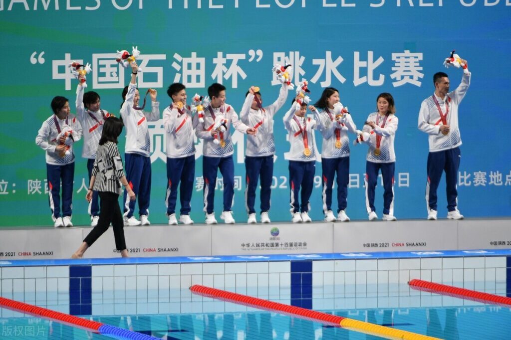 广东队女子团体跳水金牌(广东队跳水团体金牌)
