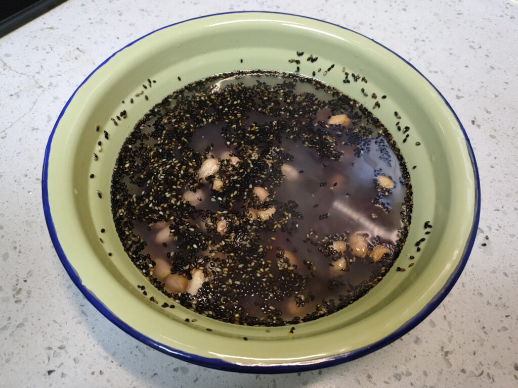 腊八粥是哪八种材料_腊八粥的材料的做法