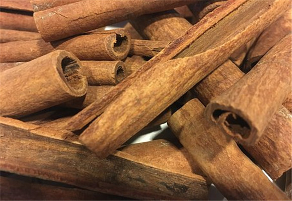 桂皮是什么树的皮_桂皮的品种和作用