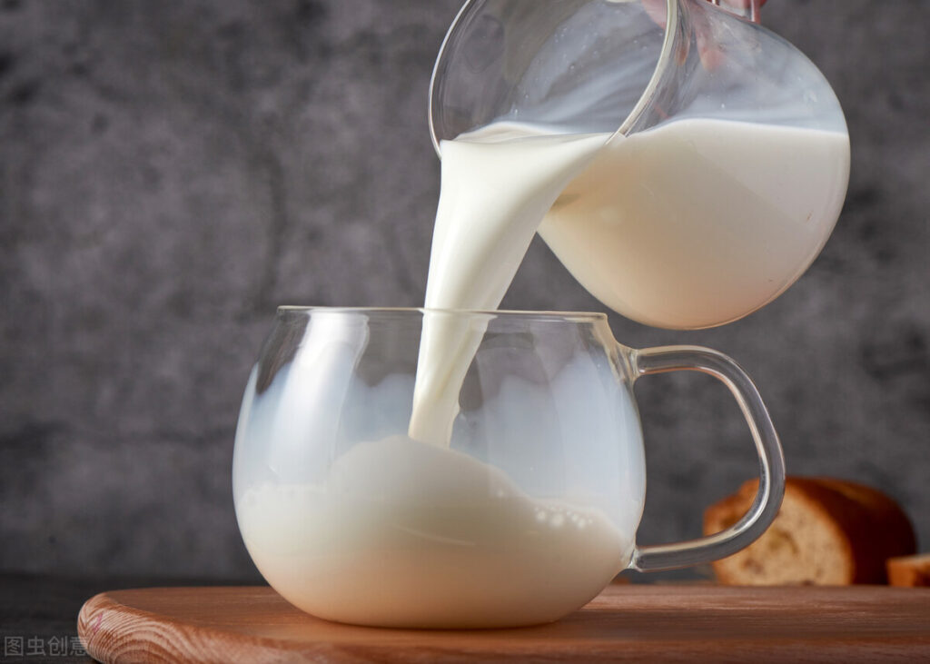牛乳是什么（牛乳和牛奶的区别）