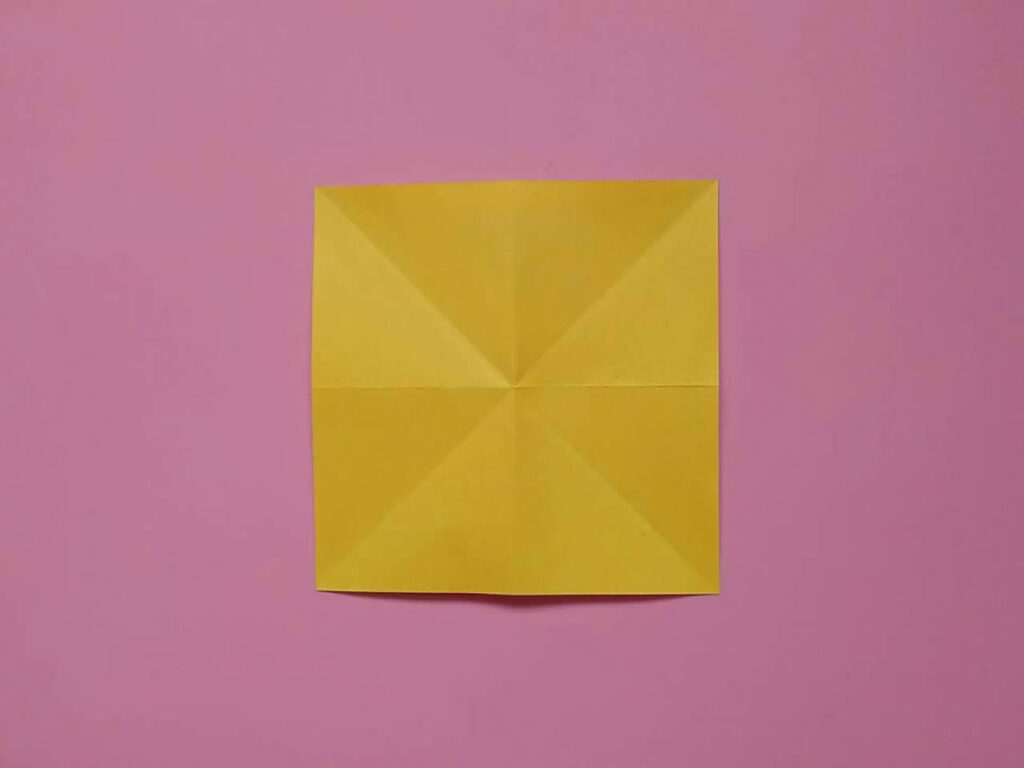 纸菠萝怎么折_纸菠萝的折法教程