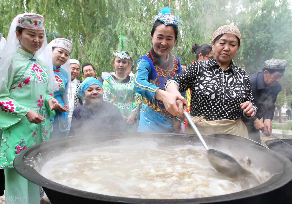 回族的传统节日是什么_回族的传统节日习俗