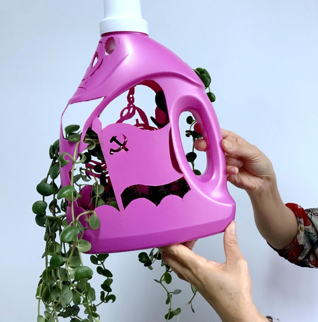 洗衣液瓶子如何做花盆_洗衣液瓶子制作花盆的技巧