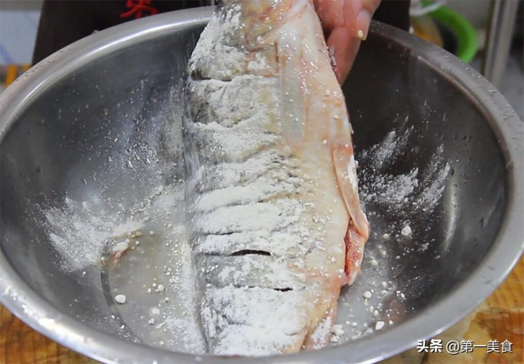 红烧鱼怎么做_红烧鱼的家常做法