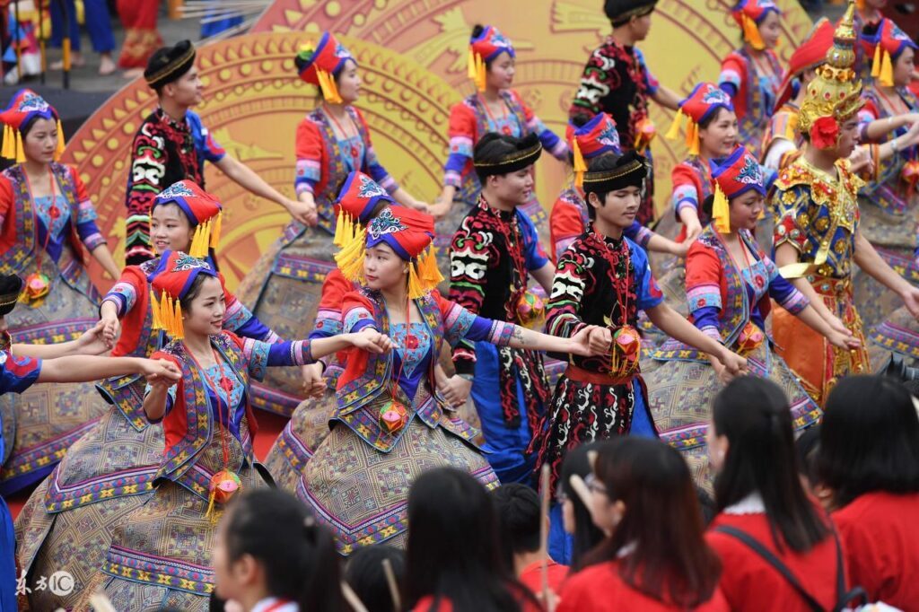 壮族的传统节日是什么_壮族的传统节日及习俗