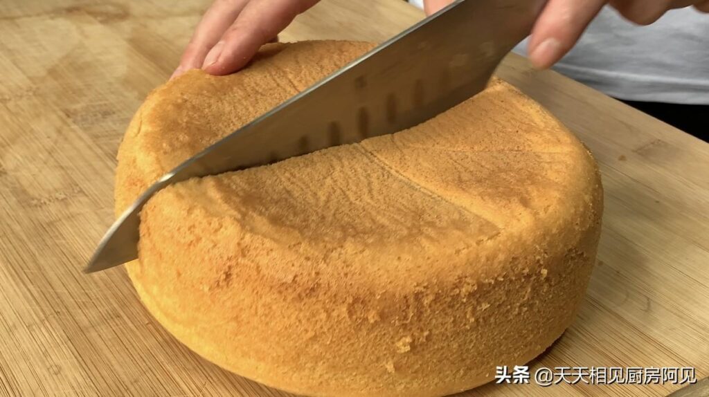 用电饭煲怎么做蛋糕_用电饭煲做蛋糕的操作步骤