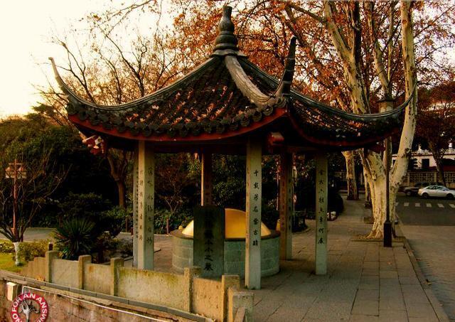 诗鬼是谁_诗鬼的生平简介