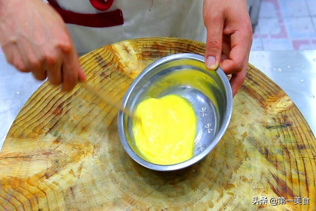 菠萝饭怎么做_菠萝饭的正宗做法