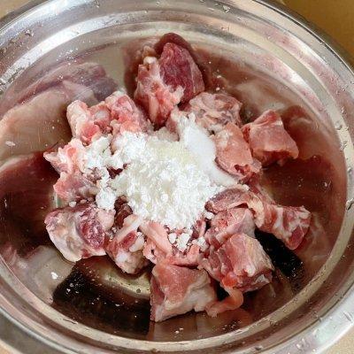 甜酸排骨怎么做_甜酸排骨的用料做法