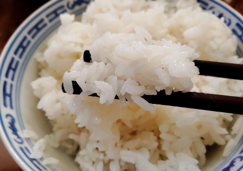 电压力锅和电饭煲哪个好_电压力锅和电饭煲的区别