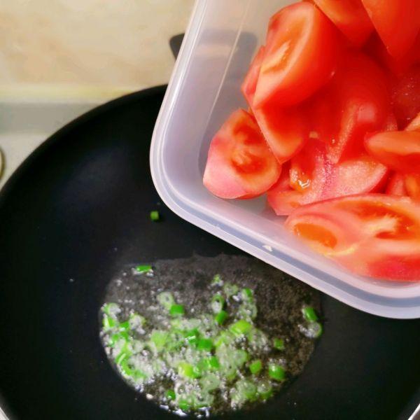 西红柿炒大头菜怎么做_西红柿炒大头菜的家常做法
