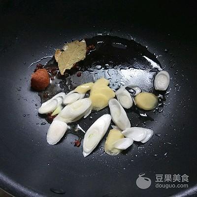 可乐鸡翅怎么做 _可乐鸡翅的制作教程