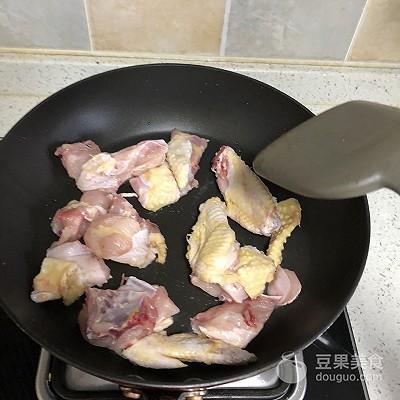榴莲壳炖鸡怎么做_榴莲壳炖鸡的做法教程