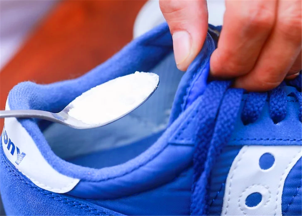 运动鞋怎么除臭_运动鞋的除臭方法