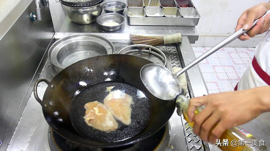 鸡胸肉怎么做才好吃_鸡胸肉的制作步骤