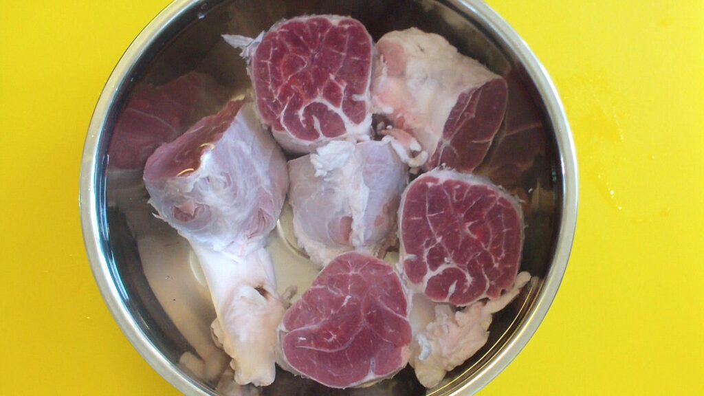牛腱子肉怎么做好吃_牛腱子肉的正宗做法