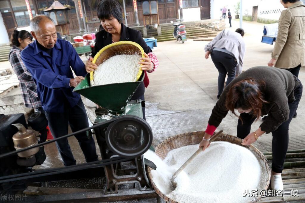 过年吃年糕寓意什么_过年吃年糕的寓意