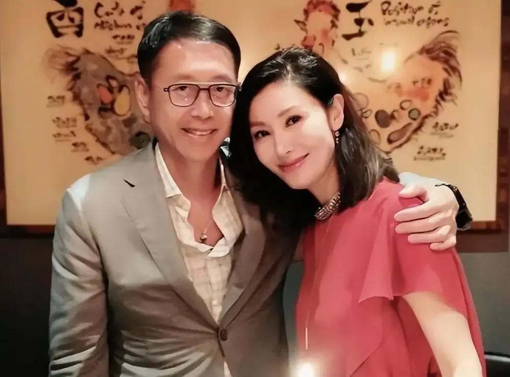 李嘉欣是谁_李嘉欣个人资料及近况