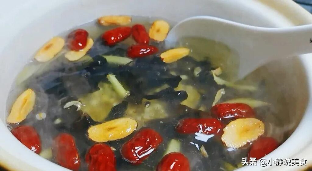 黑木耳有什么好处_黑木耳营养价值及做法