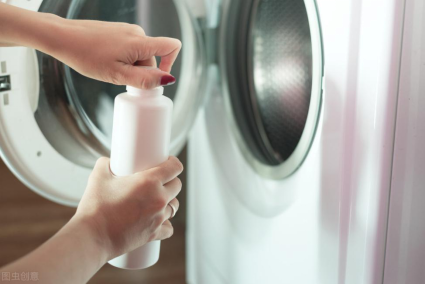 洗衣粉和洗衣液哪个好_洗衣粉和洗衣液的区别
