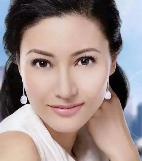 李嘉欣是谁_李嘉欣个人资料及近况