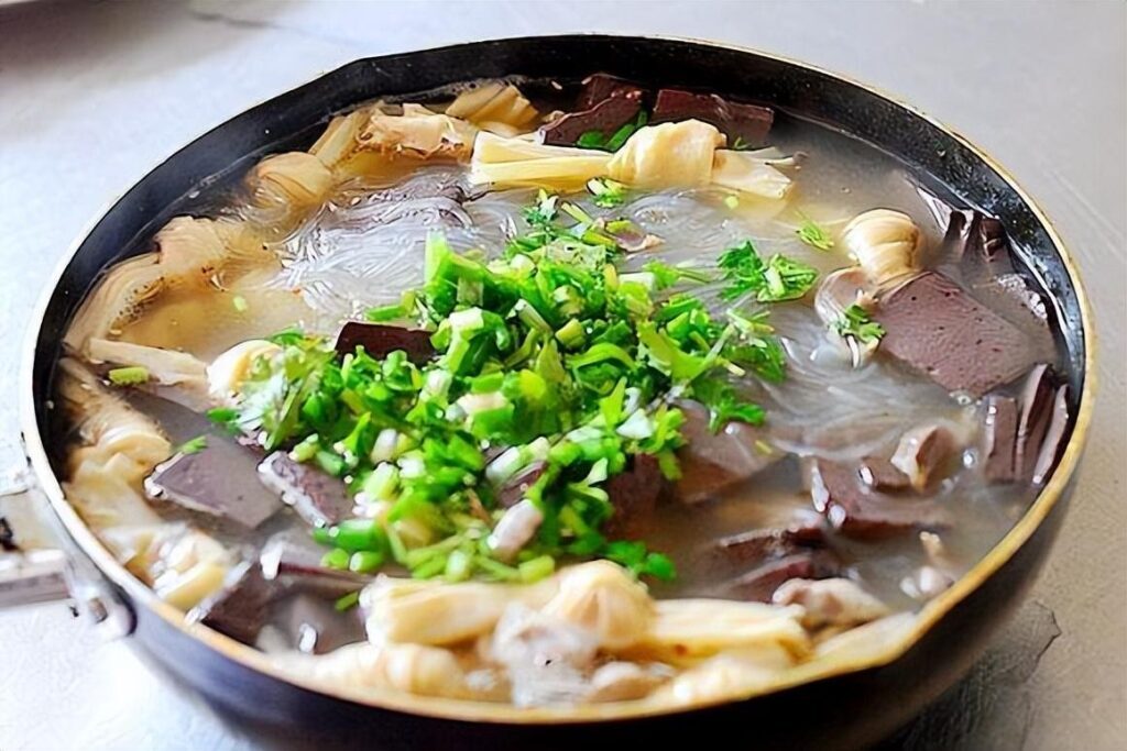 鸭血粉丝汤怎么做_鸭血粉丝汤的正宗做法