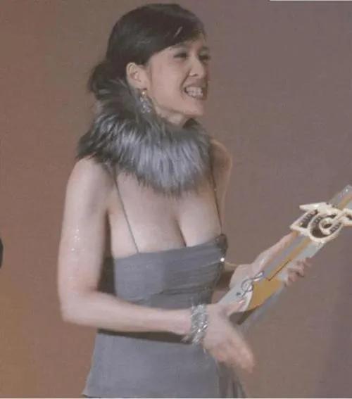 集邮女星是谁_集邮女星的概况