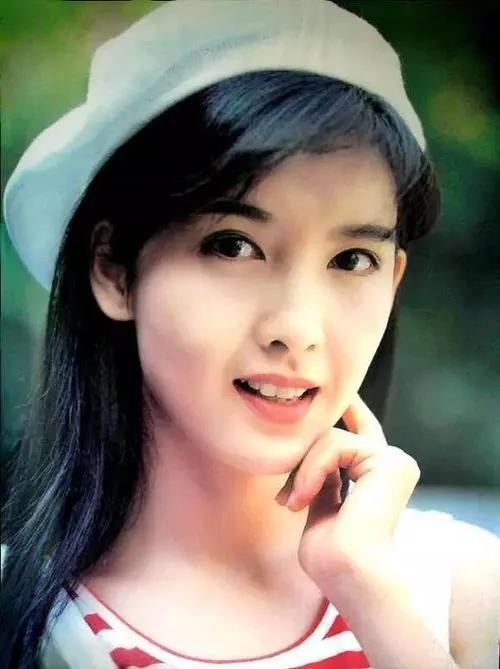 集邮女星是谁_集邮女星的概况